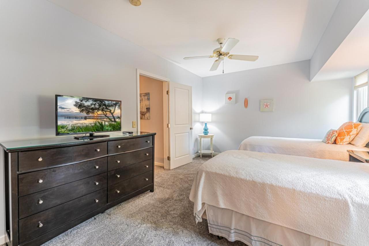 Pet Friendly! 503 Plantation Club Walk To Pool Sleeps 6 Sea Pines Villa Hilton Head Island Bagian luar foto